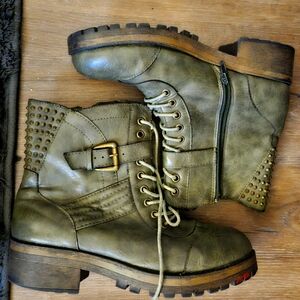 Army Green Combat Boots